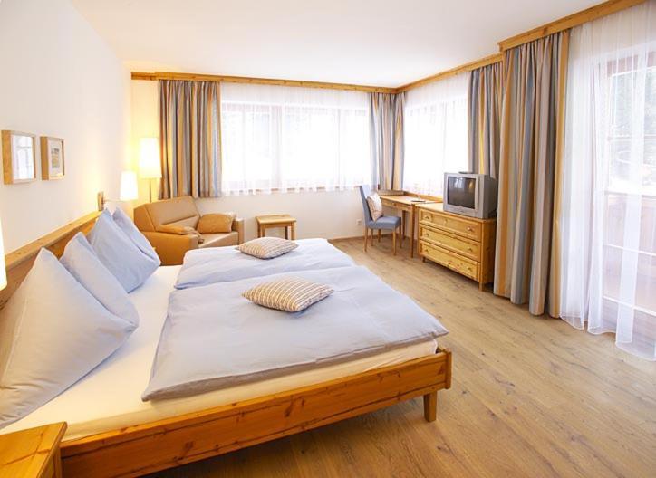 Landhaus Zum Steinbock Hotel Maria Alm am Steinernen Meer Exterior foto